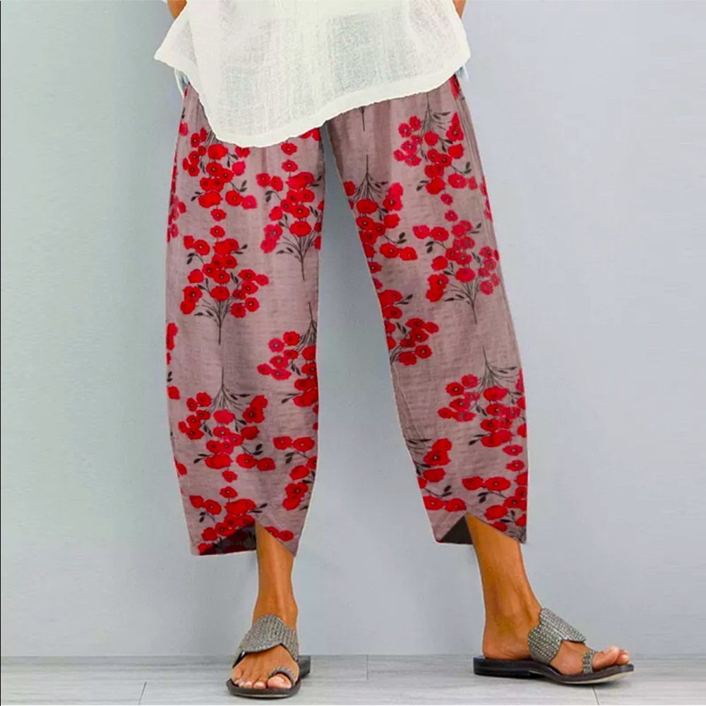Womens casual floral high waisted Harem capris NWT
